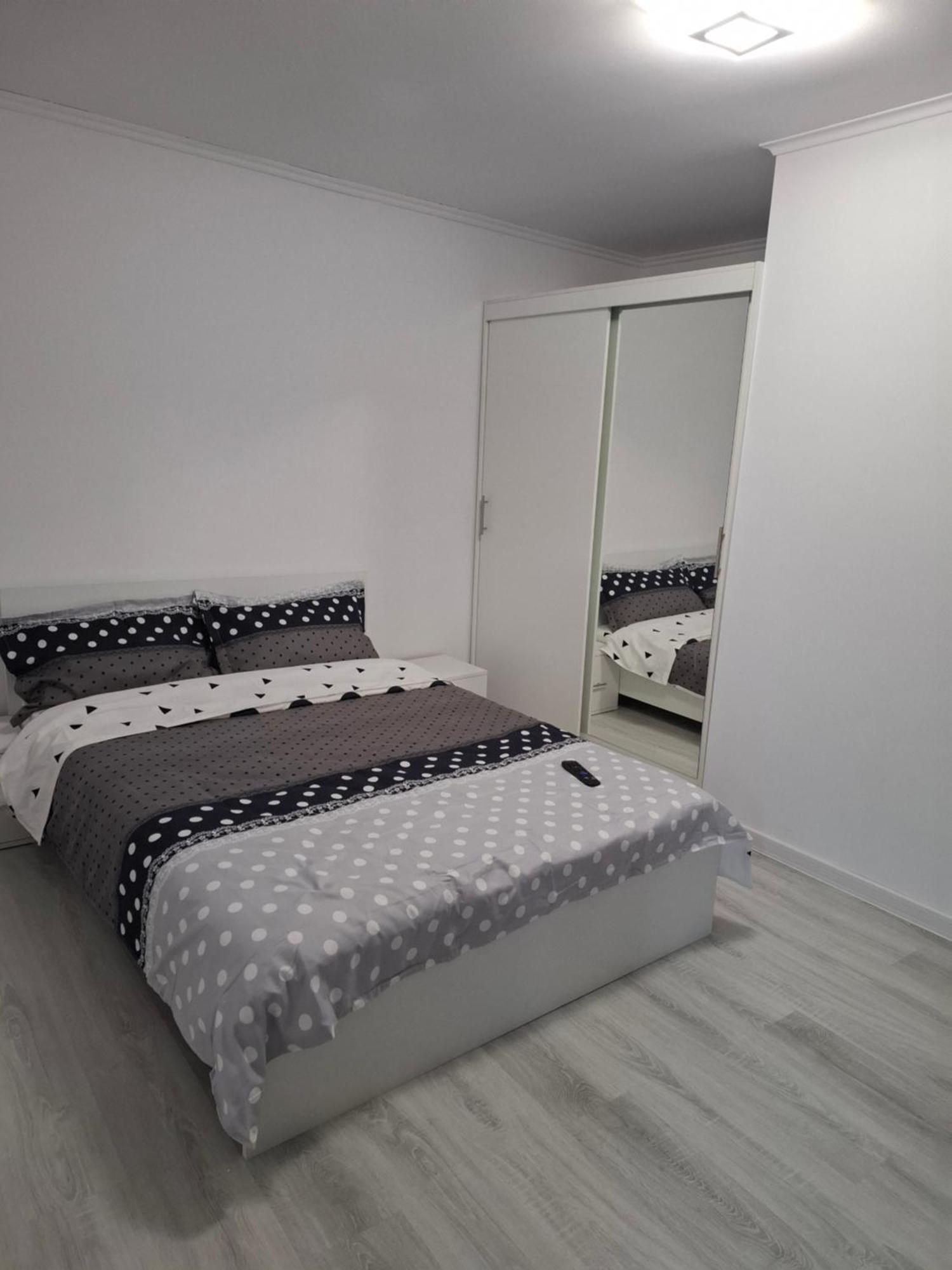 La Dede Hotell Calafat Exteriör bild
