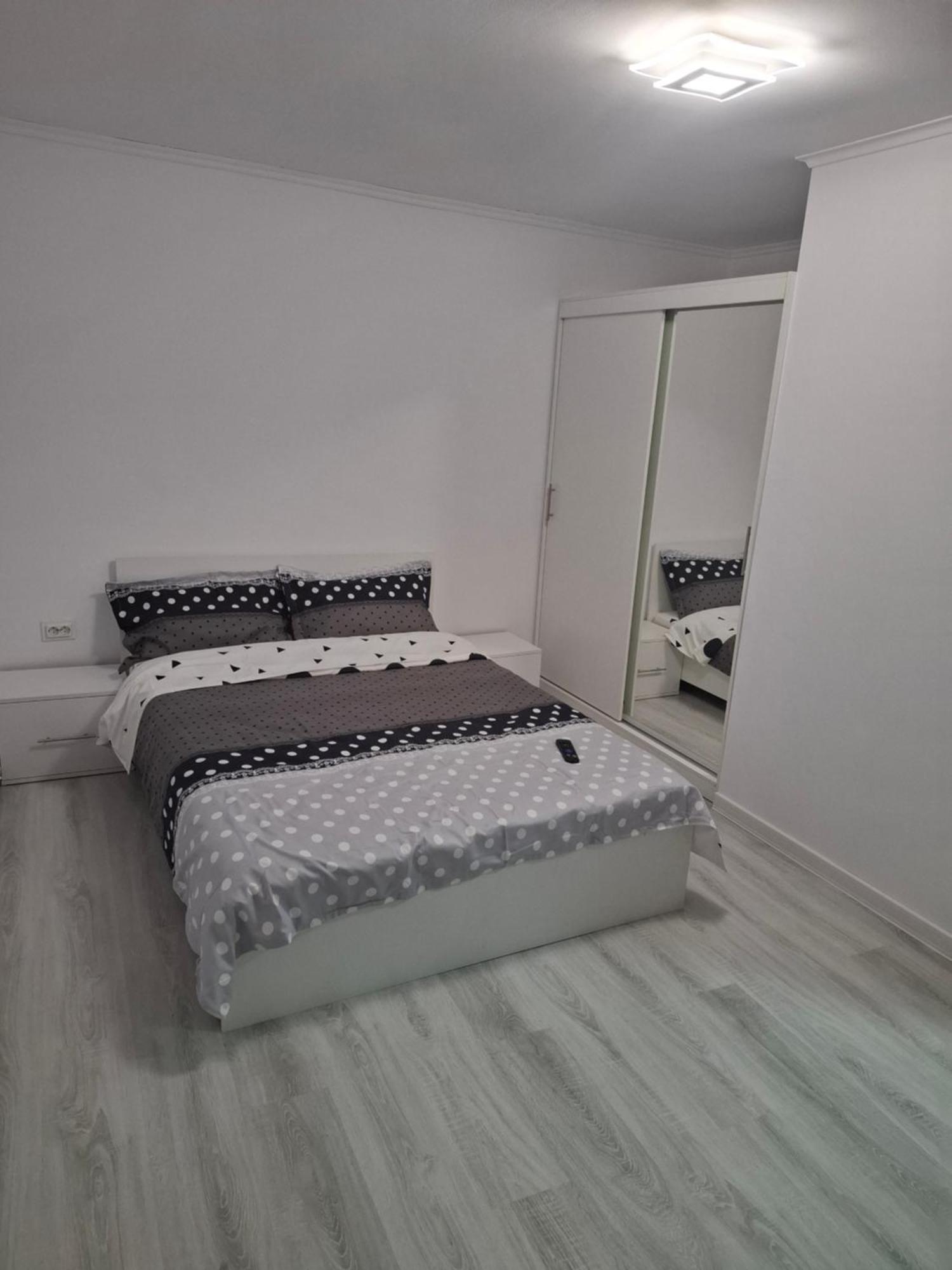La Dede Hotell Calafat Exteriör bild